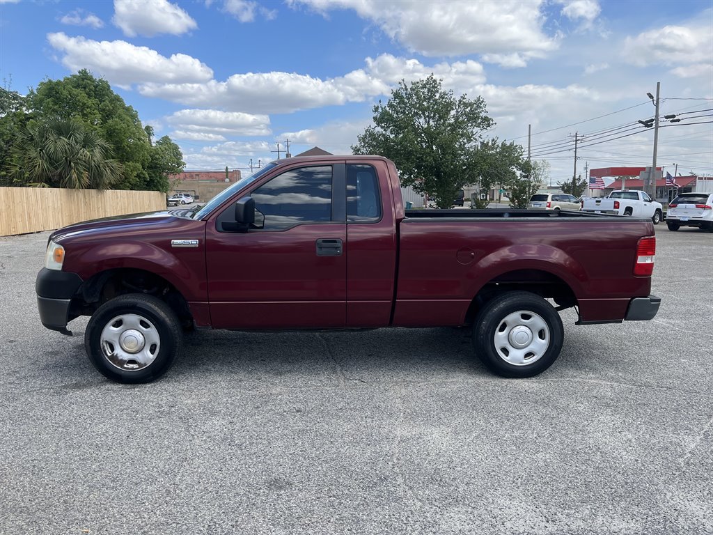 2006 Ford F-150 STX Regular Cab 126-in Styleside's photo